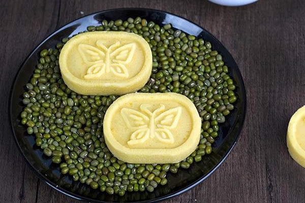 綠豆糕是蒸的嗎？南北綠豆糕的區(qū)別