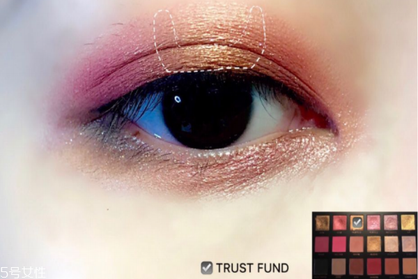 hudabeauty第3代玫瑰眼影盤畫法 好駕馭的玫瑰系眼妝 hudabeauty第3代玫瑰眼影盤畫法 好駕馭的玫瑰系眼妝