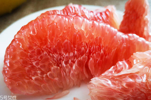 柚子什么時候吃最好 秋季是黃金時間 柚子什么時候吃最好 秋季是黃金時間