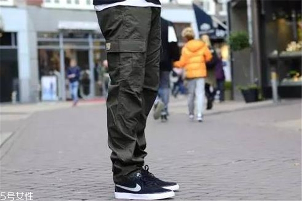 工裝褲是什么面料 穿著非常舒服 工裝褲是什么面料 穿著非常舒服