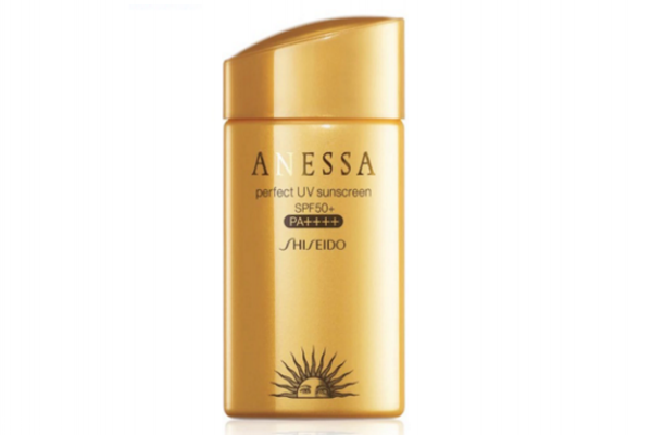 防曬噴霧和防曬霜的區(qū)別 兩者防曬效果不一樣 防曬噴霧和防曬霜的區(qū)別 兩者防曬效果不一樣