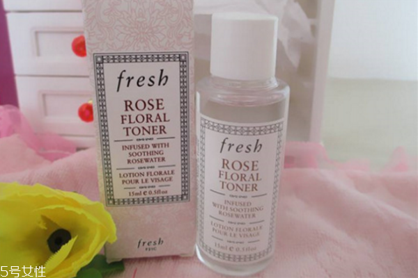 fresh玫瑰水怎么辨真假 馥蕾詩玫瑰水真假分辨 fresh玫瑰水怎么辨真假 馥蕾詩玫瑰水真假分辨