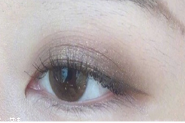 眼影選擇什么顏色好看 這些顏色你值得擁有 眼影選擇什么顏色好看 這些顏色你值得擁有