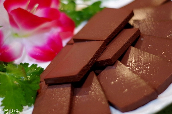 鴨血是葷菜還是素菜 屬于前者 鴨血是葷菜還是素菜 屬于前者