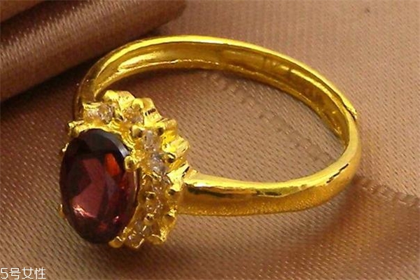 結婚五金什么時候給 訂婚時期為佳