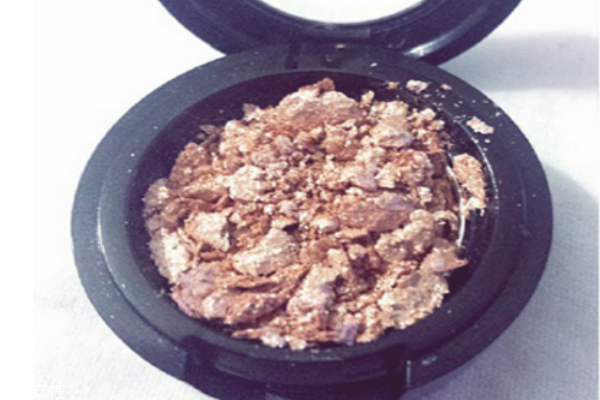 眼影怎么壓盤 讓你的眼影煥然一新 眼影怎么壓盤 讓你的眼影煥然一新