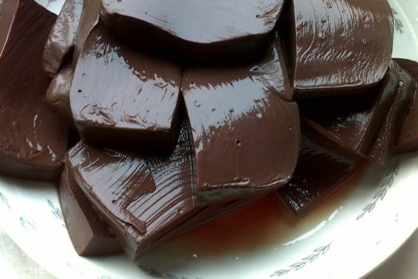 豬血為什么能清肺 因?yàn)檫@個(gè)原因 豬血為什么能清肺 因?yàn)檫@個(gè)原因