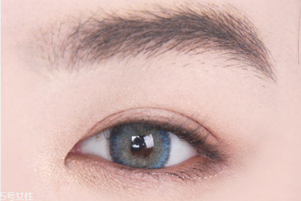 如何畫下垂眼妝 網(wǎng)紅無(wú)辜下垂眼妝 如何畫下垂眼妝 網(wǎng)紅無(wú)辜下垂眼妝