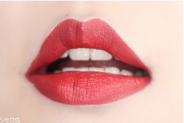 新娘妝怎么畫(huà)好看 輕松學(xué)會(huì)新娘妝容 新娘妝怎么畫(huà)好看 輕松學(xué)會(huì)新娘妝容