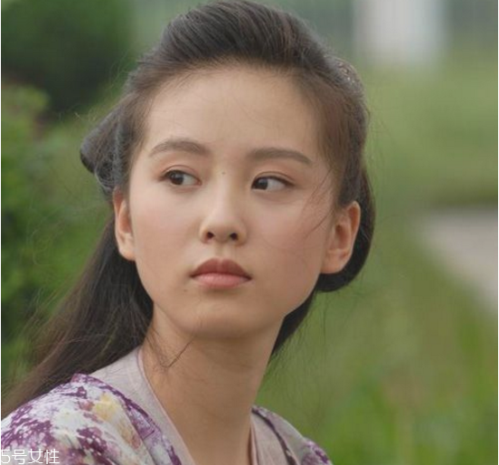 口紅的畫(huà)法步驟 簡(jiǎn)單易上手的畫(huà)唇大法 口紅的畫(huà)法步驟 簡(jiǎn)單易上手的畫(huà)唇大法