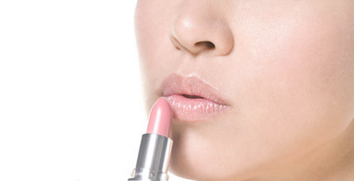 口紅的畫(huà)法步驟 簡(jiǎn)單易上手的畫(huà)唇大法 口紅的畫(huà)法步驟 簡(jiǎn)單易上手的畫(huà)唇大法