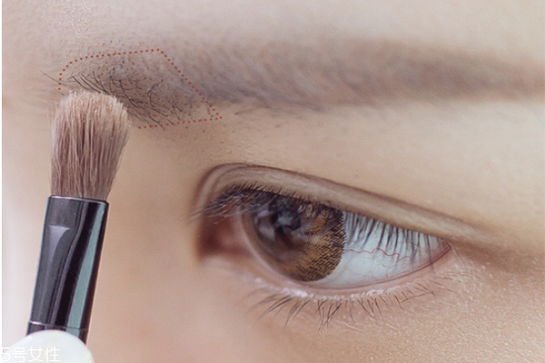 日常妝容的基本步驟 初學(xué)者必備日常妝容 日常妝容的基本步驟 初學(xué)者必備日常妝容