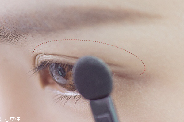 日常妝容的基本步驟 初學(xué)者必備日常妝容 日常妝容的基本步驟 初學(xué)者必備日常妝容