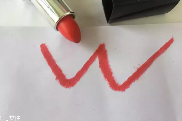 迪奧999啞光會不會沾杯 持久不沾杯 迪奧999啞光會不會沾杯 持久不沾杯