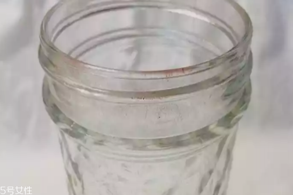 魅可小辣椒日常嗎 薄涂厚涂都日常 魅可小辣椒日常嗎 薄涂厚涂都日常