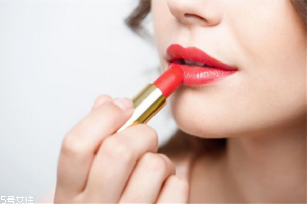 怎么化妝好看簡單步驟 畫出美美妝容 怎么化妝好看簡單步驟 畫出美美妝容