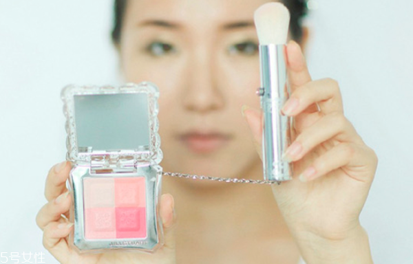 怎么化妝更漂亮 三種眼形日常妝示范 怎么化妝更漂亮 三種眼形日常妝示范