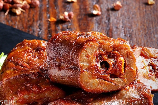 吃不完的鴨脖怎么保存 最好當天吃完 吃不完的鴨脖怎么保存 最好當天吃完