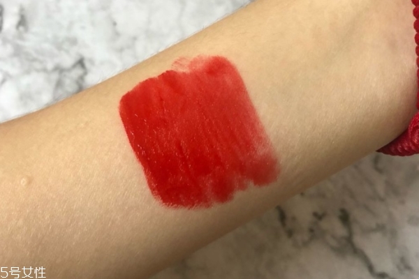 復(fù)古紅口紅圖片 這款超正的 復(fù)古紅口紅圖片 這款超正的