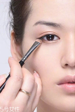 和男朋友約會(huì)化什么妝好看 直男最愛妝容 和男朋友約會(huì)化什么妝好看 直男最愛妝容