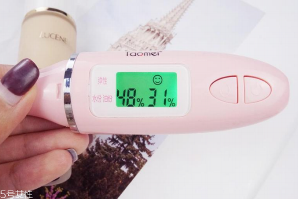 透真粉底液好用嗎 這個(gè)遮瑕力我超服氣 透真粉底液好用嗎 這個(gè)遮瑕力我超服氣