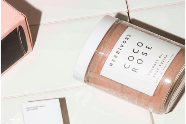 herbivore玫瑰椰子身體磨砂膏怎么樣 提升浴室幸福感 herbivore玫瑰椰子身體磨砂膏怎么樣 提升浴室幸福感