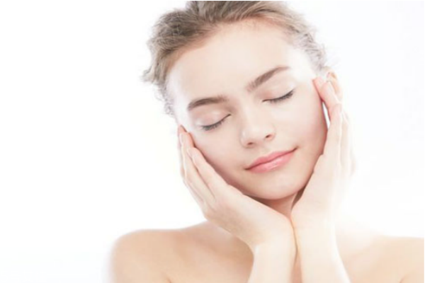 粉底液為什么會(huì)有水 可能是水油分離 粉底液為什么會(huì)有水 可能是水油分離