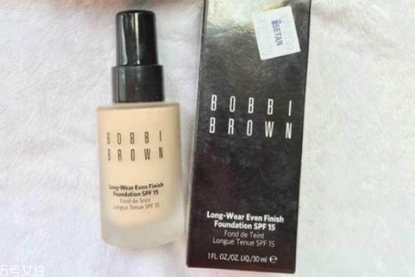 粉底液為什么不持妝 這樣做讓你一整天不脫妝 粉底液為什么不持妝 這樣做讓你一整天不脫妝