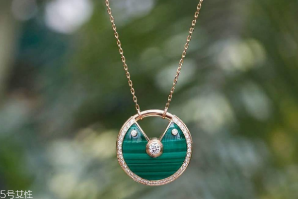 孔雀石對人體有害嗎 完全不用擔(dān)心 孔雀石對人體有害嗎 完全不用擔(dān)心