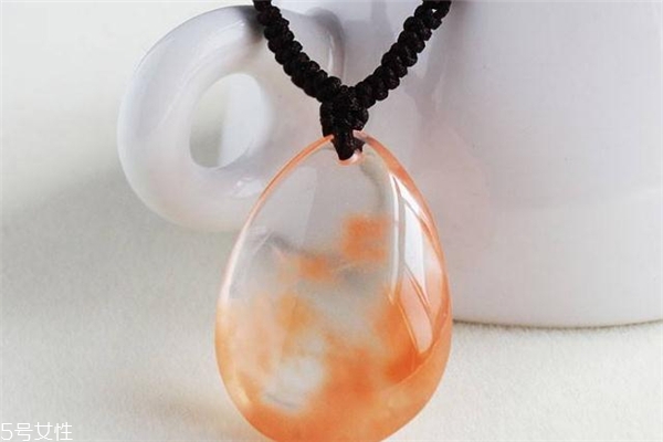 兔毛水晶是什么 美的驚心動(dòng)魄 兔毛水晶是什么 美的驚心動(dòng)魄