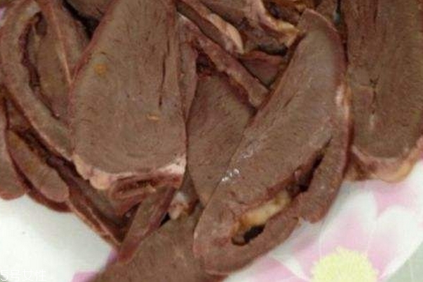 豬心可以和什么一起燉 這些都是不錯的選擇 豬心可以和什么一起燉 這些都是不錯的選擇