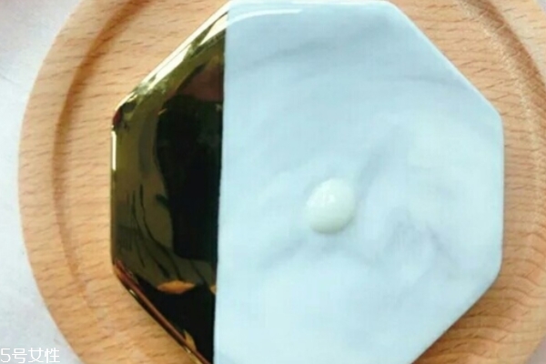 貴婦級肌底液種草 這兩款不容錯過 貴婦級肌底液種草 這兩款不容錯過