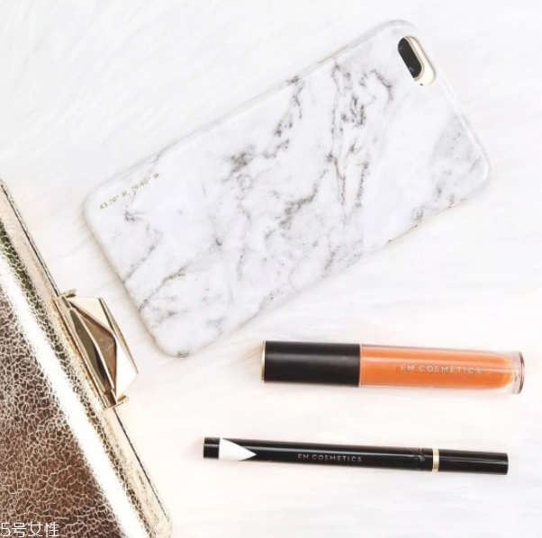 秋冬口紅哪個顏色好看 秋冬口紅色號推薦 秋冬口紅哪個顏色好看 秋冬口紅色號推薦