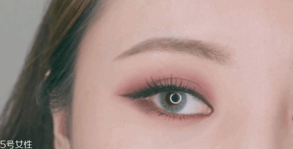 秋天妝怎么畫(huà) 秋天妝容畫(huà)法 秋天妝怎么畫(huà) 秋天妝容畫(huà)法