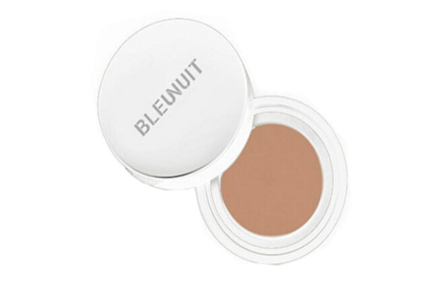 涂粉底液前還需要涂什么 讓你呈現(xiàn)完美底妝 涂粉底液前還需要涂什么 讓你呈現(xiàn)完美底妝