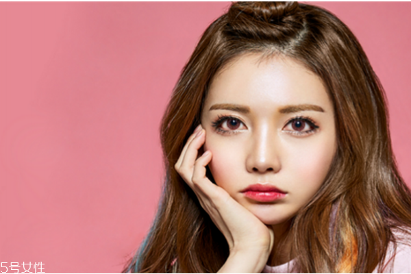 美瞳度數(shù)低了會怎么樣 美瞳的選購建議 美瞳度數(shù)低了會怎么樣 美瞳的選購建議