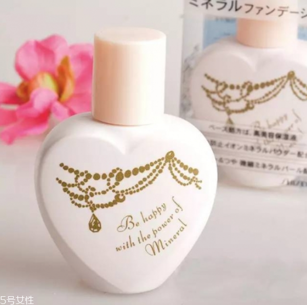 什么粉底液最好用 水潤保濕遮瑕好的粉底液推薦 什么粉底液最好用 水潤保濕遮瑕好的粉底液推薦