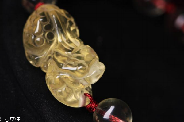 黃水晶貔貅怎么消磁 水晶消磁很簡單 黃水晶貔貅怎么消磁 水晶消磁很簡單