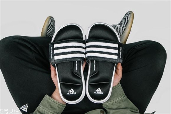 阿迪達(dá)斯5g拖鞋測評 今夏最火爆的運(yùn)動拖鞋
