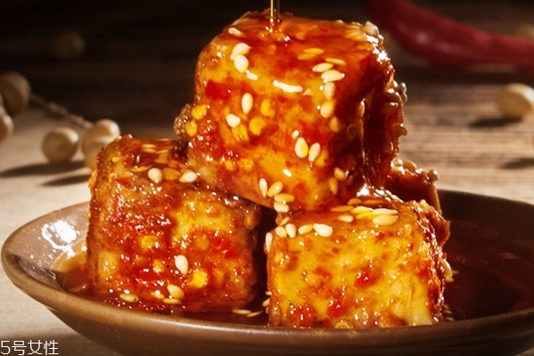 腐乳是發(fā)物嗎 不屬于這個(gè)類(lèi)別 腐乳是發(fā)物嗎 不屬于這個(gè)類(lèi)別