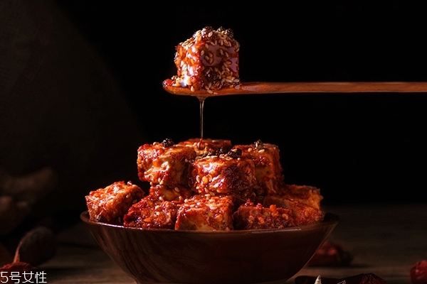 腐乳是發(fā)物嗎 不屬于這個(gè)類(lèi)別 腐乳是發(fā)物嗎 不屬于這個(gè)類(lèi)別