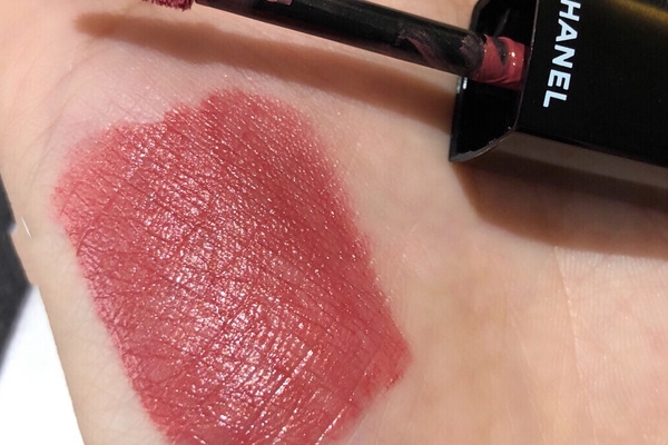 香奈兒唇釉196多少錢 香奈兒唇釉196專柜價格 香奈兒唇釉196多少錢 香奈兒唇釉196專柜價格