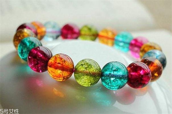 爆花晶對(duì)人體有害嗎 盡量少戴 爆花晶對(duì)人體有害嗎 盡量少戴