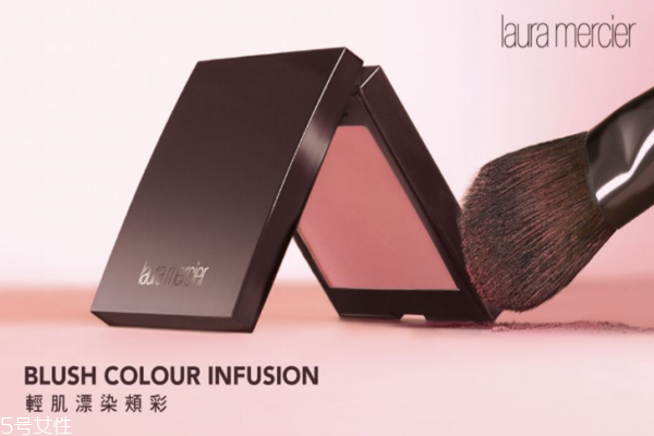 2022年最流行的腮紅 這些新貨值得入手 2022年最流行的腮紅 這些新貨值得入手