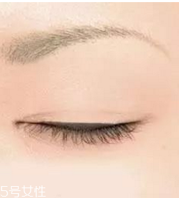 內(nèi)眼線怎么畫圖解 超實用的眼線畫法技巧 內(nèi)眼線怎么畫圖解 超實用的眼線畫法技巧