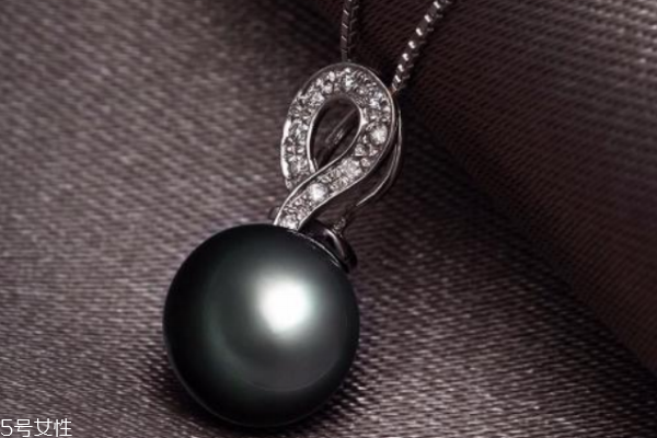 南洋珍珠與大溪地珍珠區(qū)別 顏色產(chǎn)地都不同 南洋珍珠與大溪地珍珠區(qū)別 顏色產(chǎn)地都不同