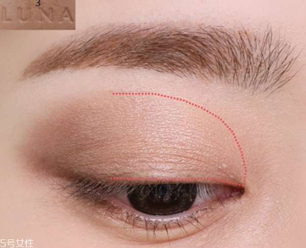 四色眼影盤怎么用 四色眼影畫法步驟 四色眼影盤怎么用 四色眼影畫法步驟