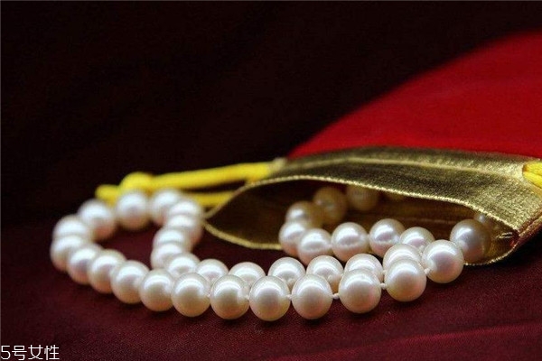 淡水珍珠什么顏色最好 價值相差不大 淡水珍珠什么顏色最好 價值相差不大