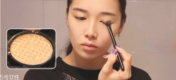 貓眼妝畫法步驟圖 韓國(guó)慵懶貓眼妝畫法 貓眼妝畫法步驟圖 韓國(guó)慵懶貓眼妝畫法