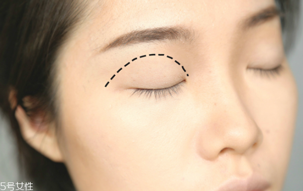 貓眼妝畫法步驟圖 韓國(guó)慵懶貓眼妝畫法 貓眼妝畫法步驟圖 韓國(guó)慵懶貓眼妝畫法